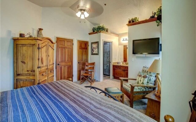 Wild Flower #10 2 Bedroom Condo