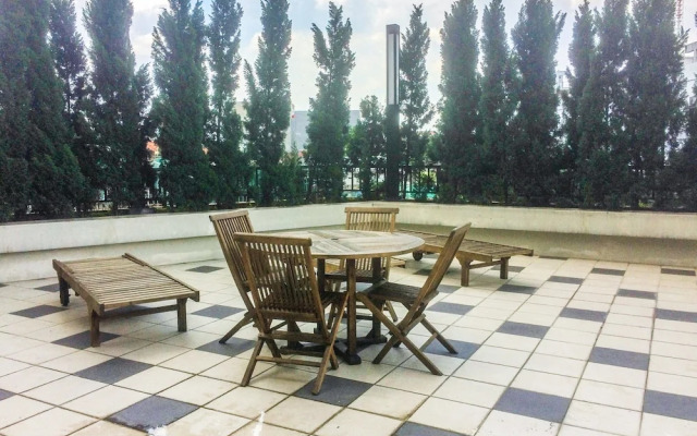 Comfortable New Stylish Studio The Oasis Apartment