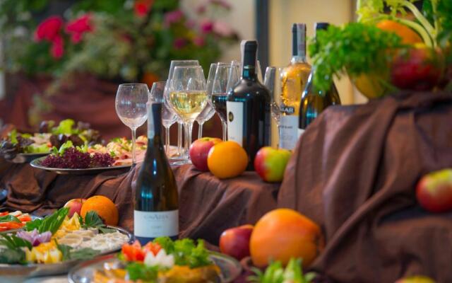 Mona Lisa Wellness & Spa