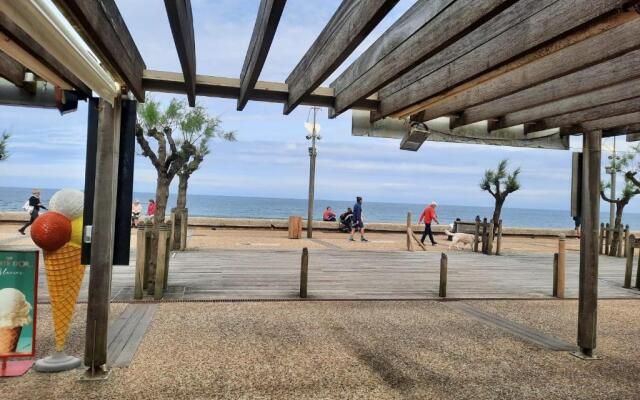 Itotaki Tropic Front de mer TVWIFI Balcon