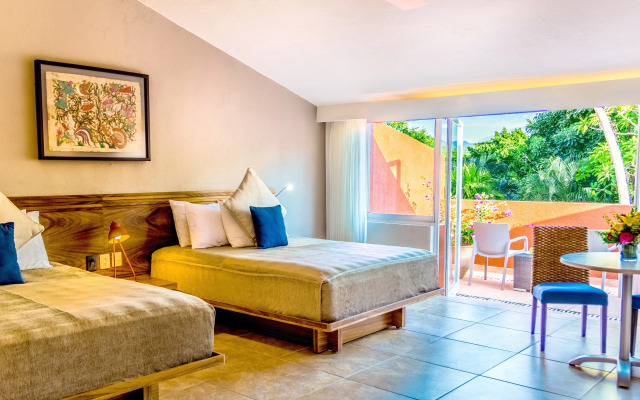 Las Brisas Huatulco – All Inclusive