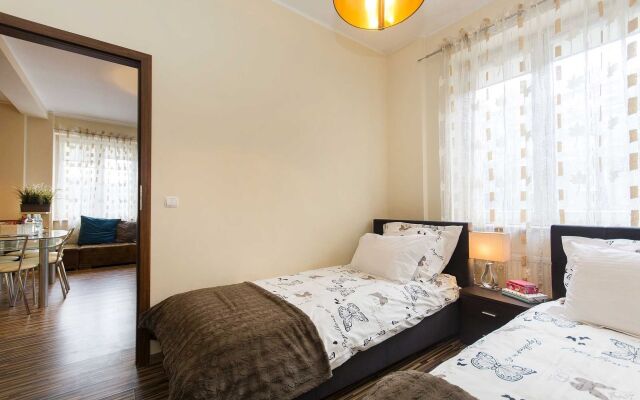 White Lions- Hotel Apartments