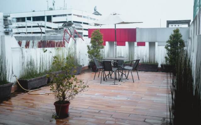 RedDoorz Plus near Palembang Indah Mall