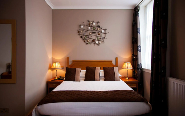 The City Hotel