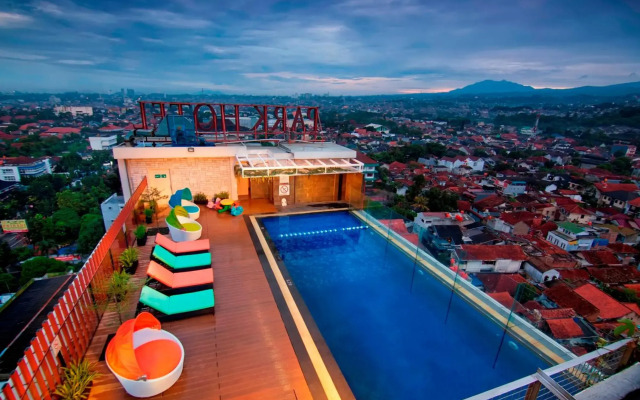 PRIME PARK Hotel Bandung