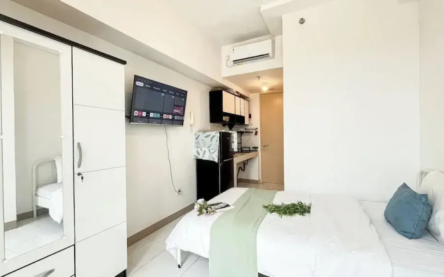 Modern Basic Studio At Tokyo Riverside Pik 2 Apartment