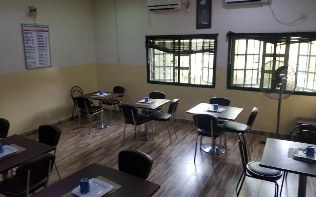 Ragaray executive suites