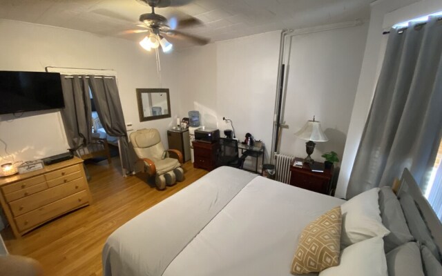 Room-7 Private Room With Jacuzzi, Massag