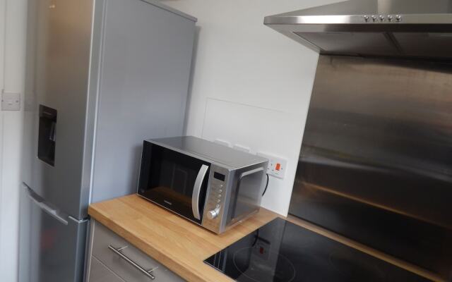 River Court Apartments LETS