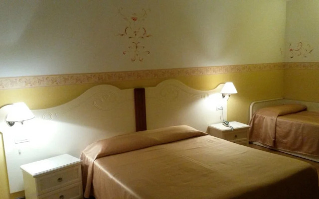 Albergo Ristorante Flora