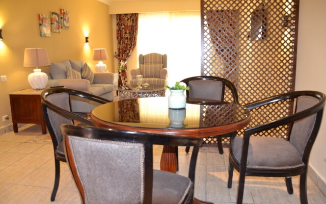 The Club Hotel & Resort