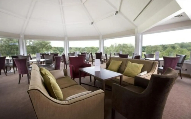 Sandford Springs Hotel & Golf Club