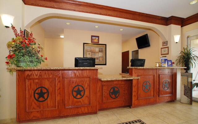 Best Western South Plains Inn & Suites