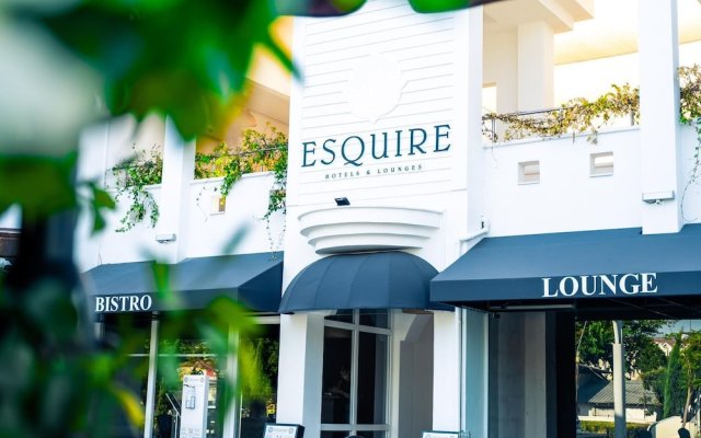 Esquire Hotels & Lounges