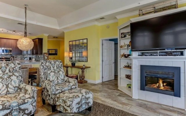 Luxury Condo with Atlantic Ocean View from Private Balcony by RedAwning