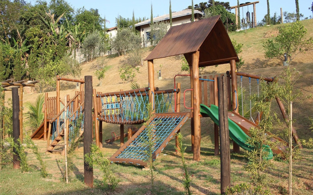 Bristol Villaggio Rosa Arujá