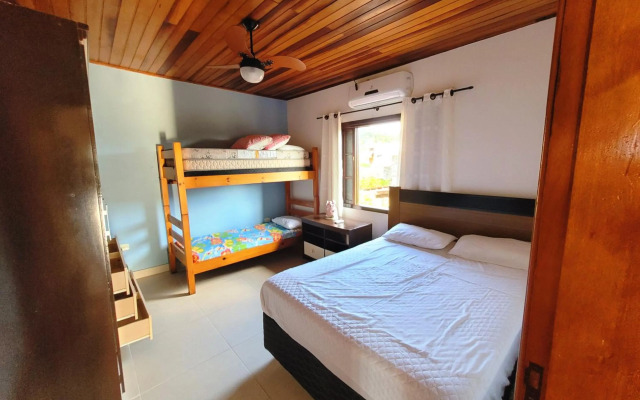 CASA AMARELA UBATUBA ii