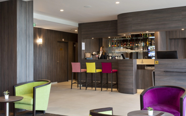 Hôtel Roi Soleil Prestige Plaisir - St Quentin