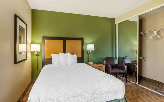 Extended Stay America Select Suites Chicago Vernon Hills Lin