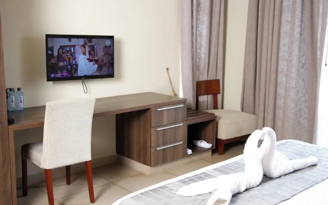 The Royal Shaza Suites