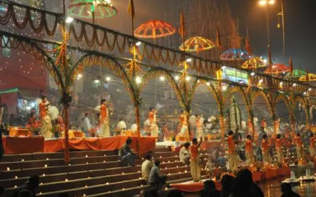 Welcome Inn at Ganges Varanasi
