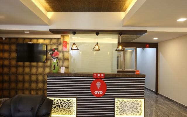 Capital O 14043 Hotel Star Holiday