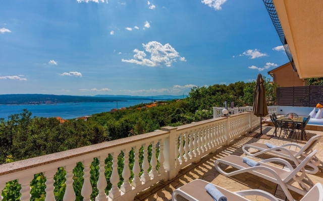 Quaint Holiday Home in Crikvenica With Sea View