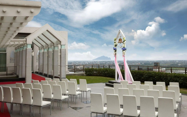 Evergreen Resort Hotel (Jiaosi)