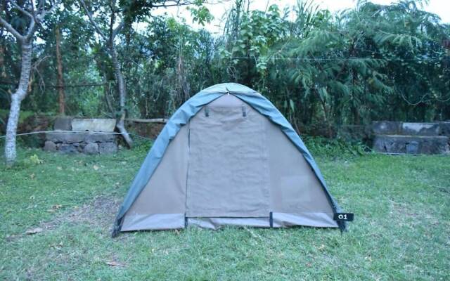 Room in B&B - Red Rocks Rwanda - Tent Twin