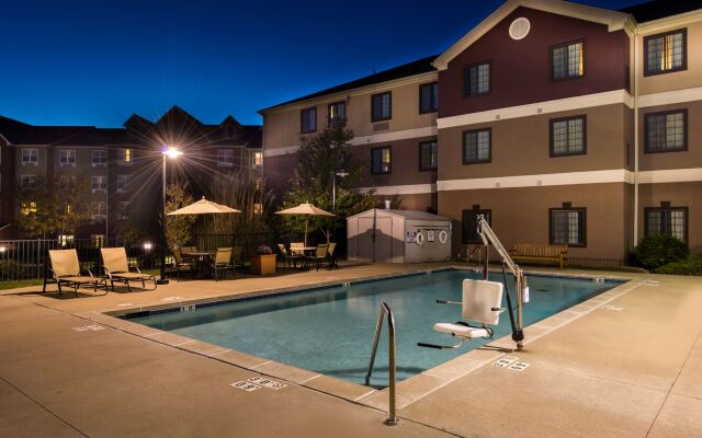 Staybridge Suites O'Fallon Chesterfield by IHG