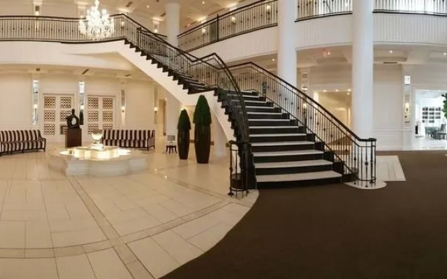 Toronto Suite Rentals - Meridian