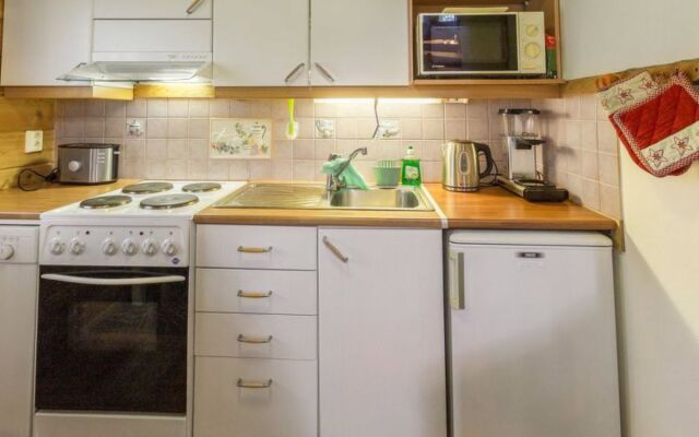 Holiday Home Komsikko b