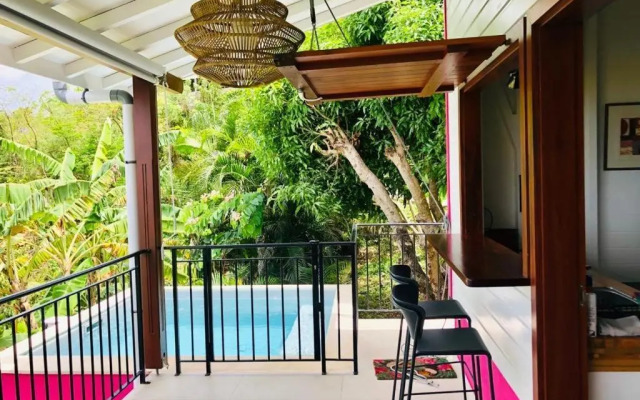 Magnifique Villa Bauhinia, Piscine vue mer