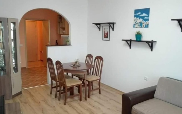 Sunny Apartment in Burgas