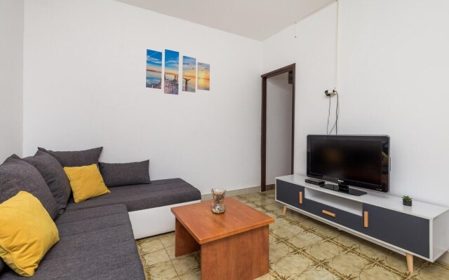 Stunning Home in Rab With Wifi and 1 Bedrooms