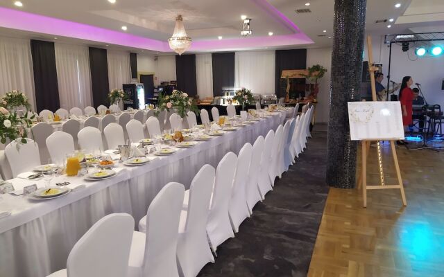Hotel Atena