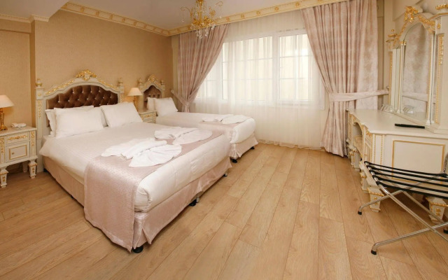 Karakoy Port Hotel