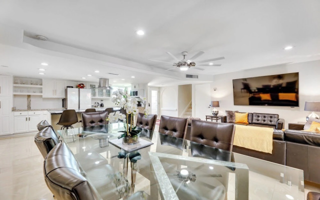 Pet-friendly Mesa Home w/ Community Amenities!