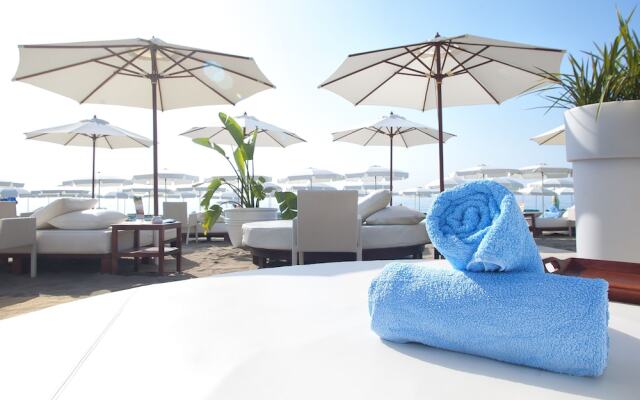 Playa Miguel Beach Club & Aparthotel