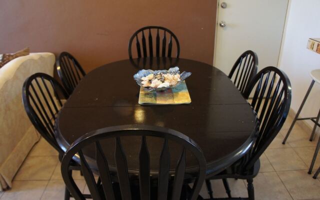 Bahia 176 3 BR by Casago