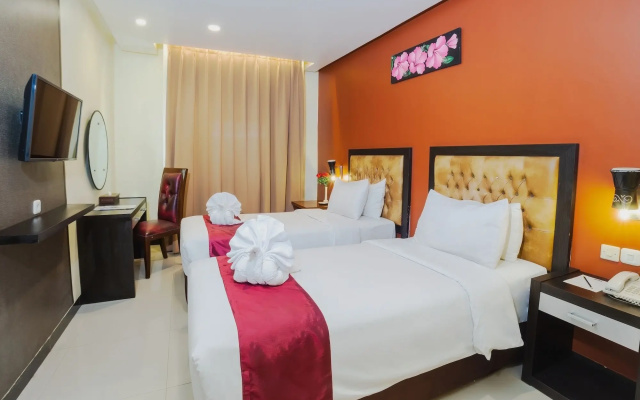 Parkside Star Hotel Waena