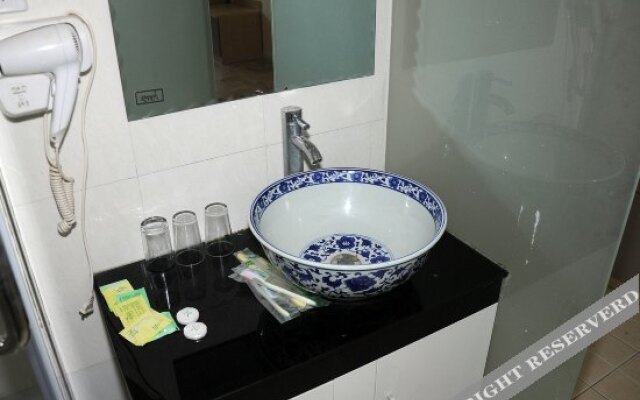 Yihu Hotel