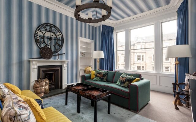 Edinburgh Hillside Apartment