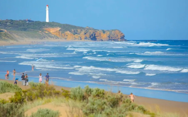 Fairhaven Beach House With Ocean Views and Tranquil Setting