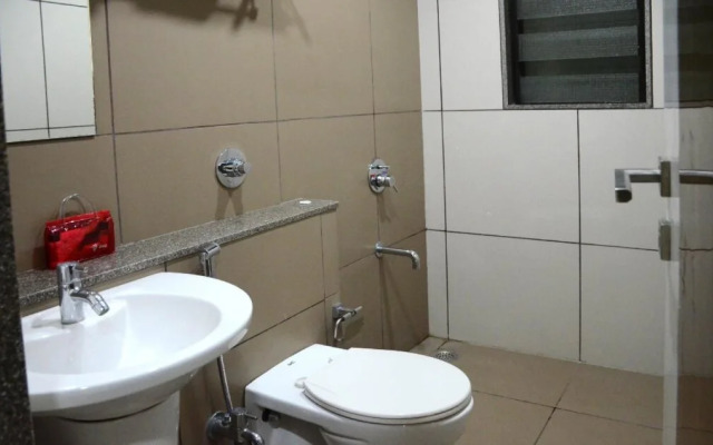Hotel Grand Ashwin Executive