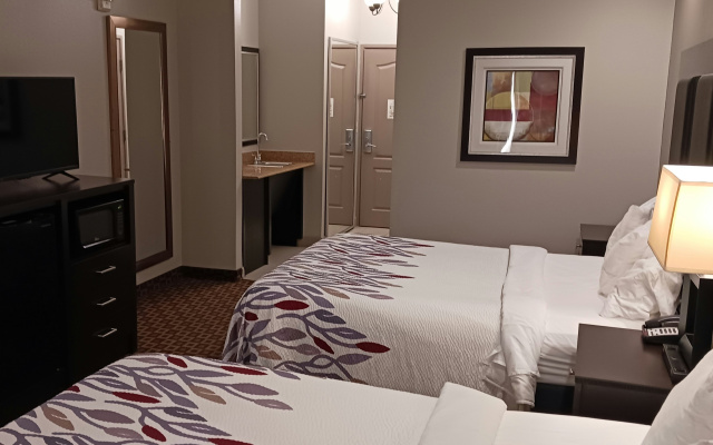 Red Roof Inn & Suites Longview