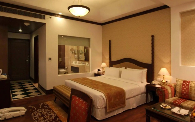 Country Inn & Suites by Radisson, Delhi Satbari – Guest Rooms – Delhi