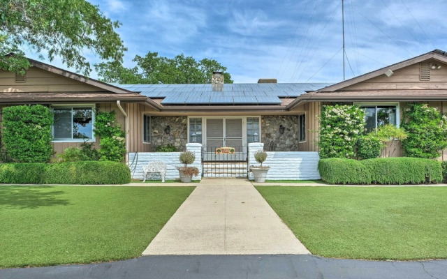 Unique 'yosemite Mountaintop Retreat' on 100 Acres