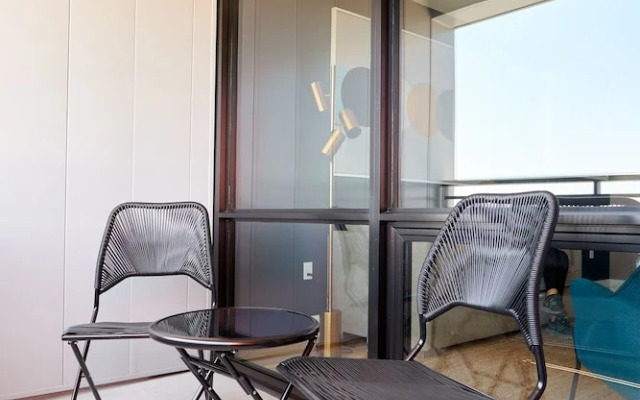 Sonder - Shift Apartments