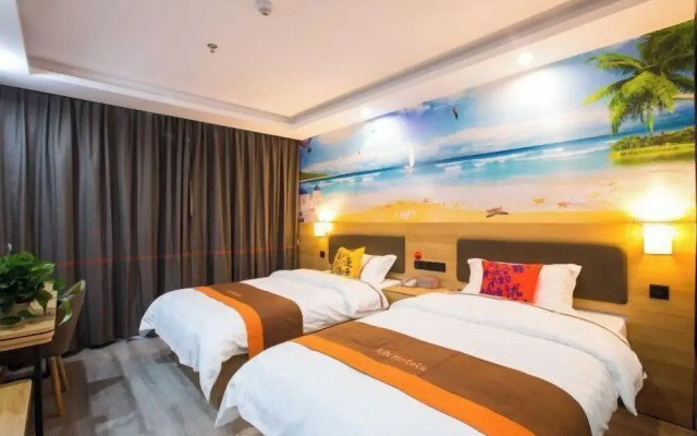 Junyi Hotel (Shaoxing Shangyu Pedestrian Street)